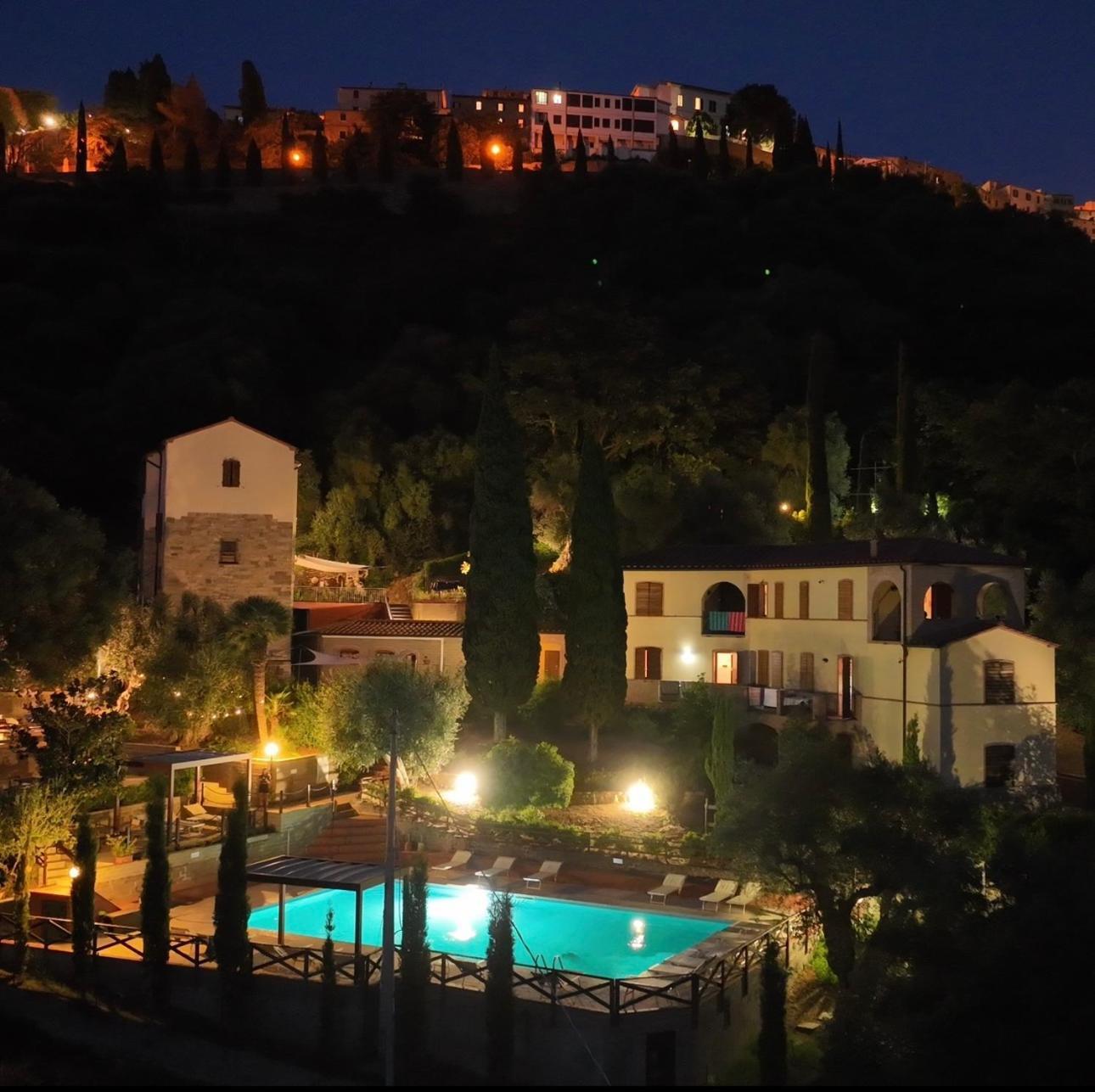Апарт отель Madonna Del Poggio Cav Скарлино Экстерьер фото